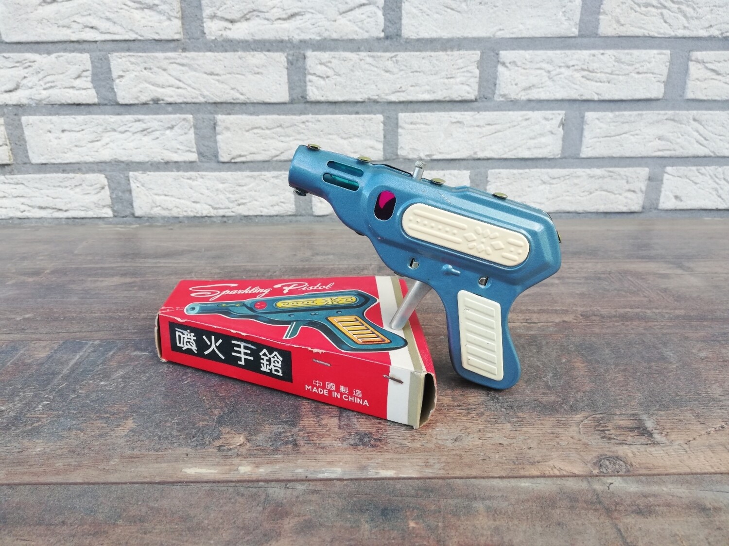 Blikken pistool MF601