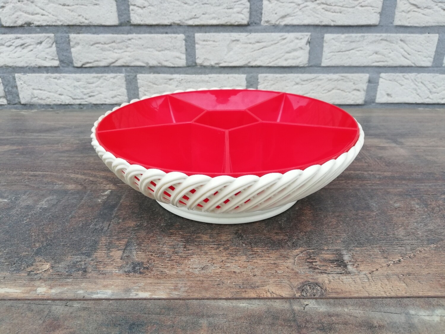 Vintage hapjes schaal Emsa