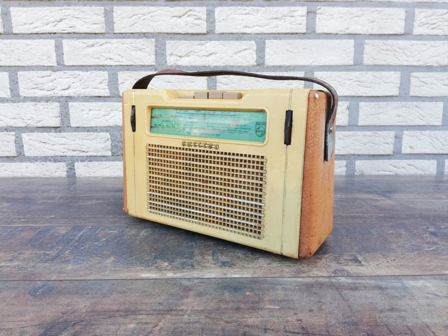 Philips transistor radio 1950's