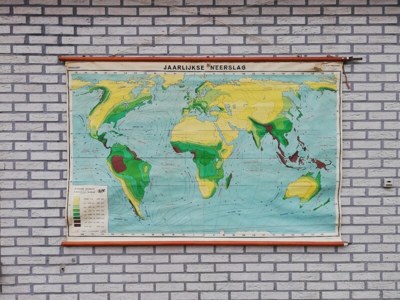 Schoolkaart - Wereld / jaarlijkse neerslag