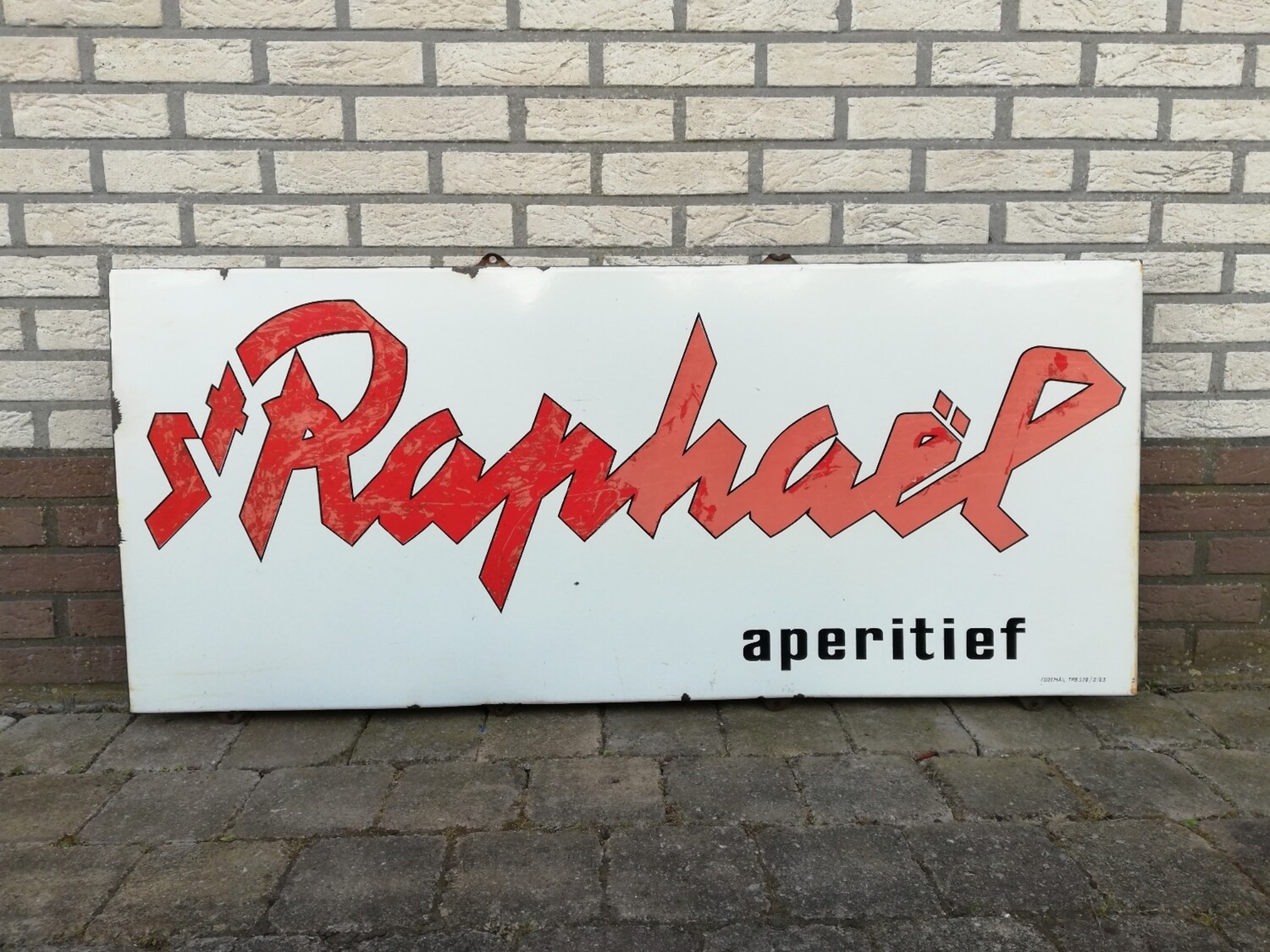 Emaille bord St Raphaël aperitief, 1963