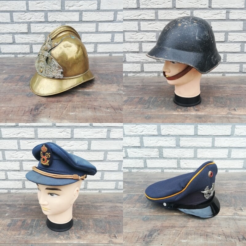 Helmets, barets and kepi&#39;s