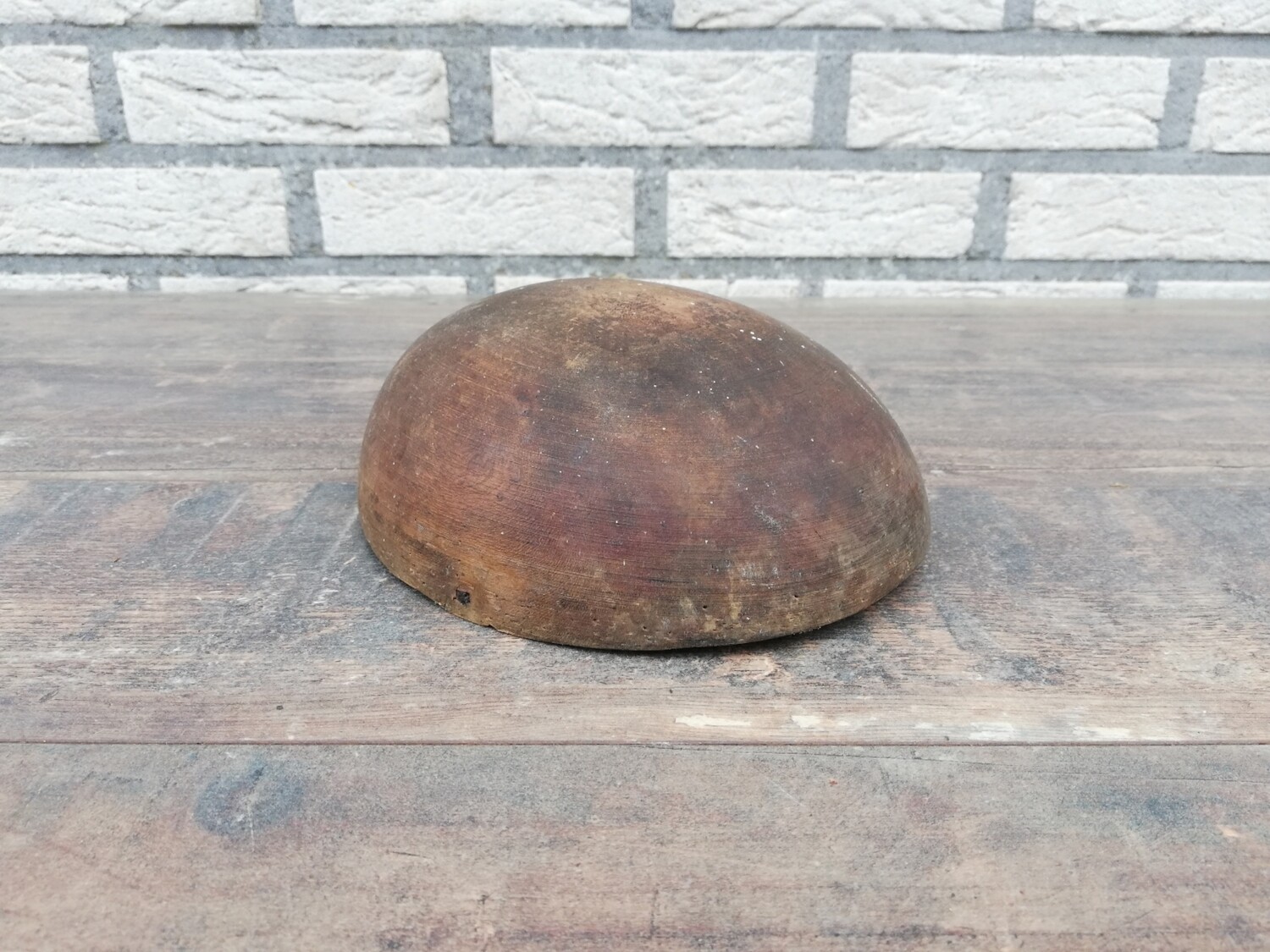 Old wooden hat mold, size 54