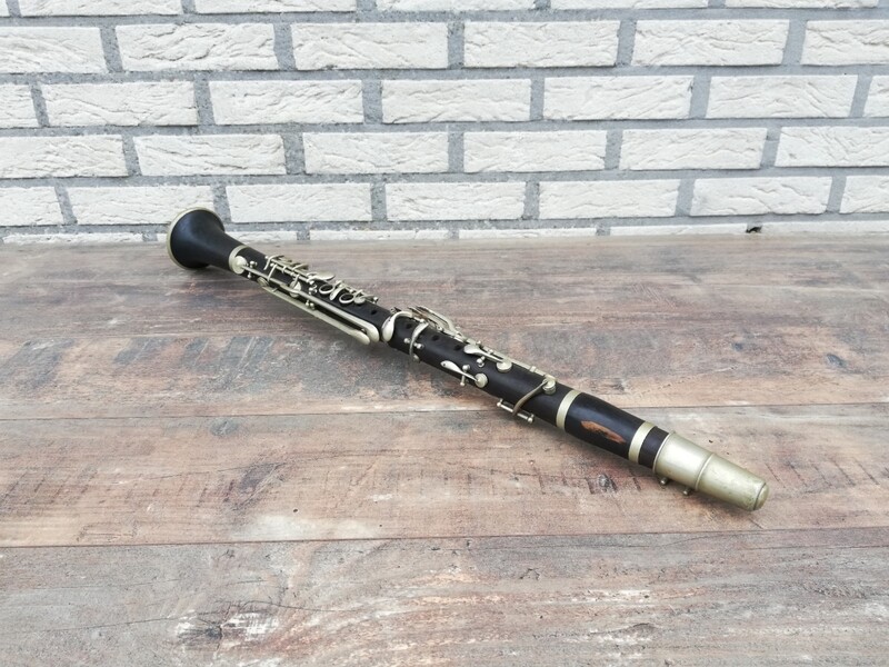 Old clarinet Harmonia