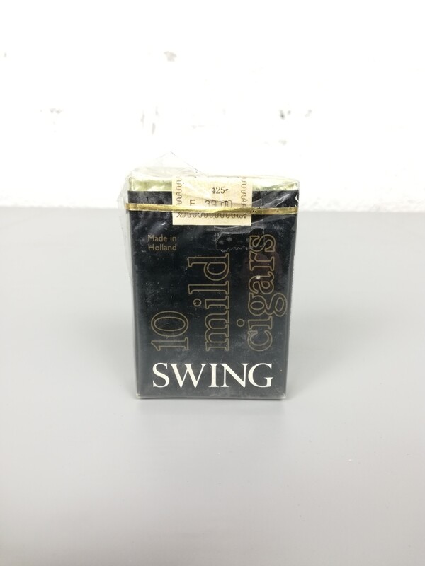 Old unopened packet Swing sigars