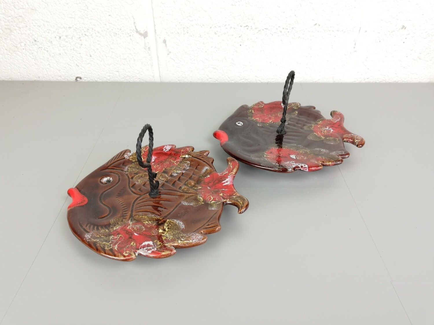 Pair Vallauris dishes