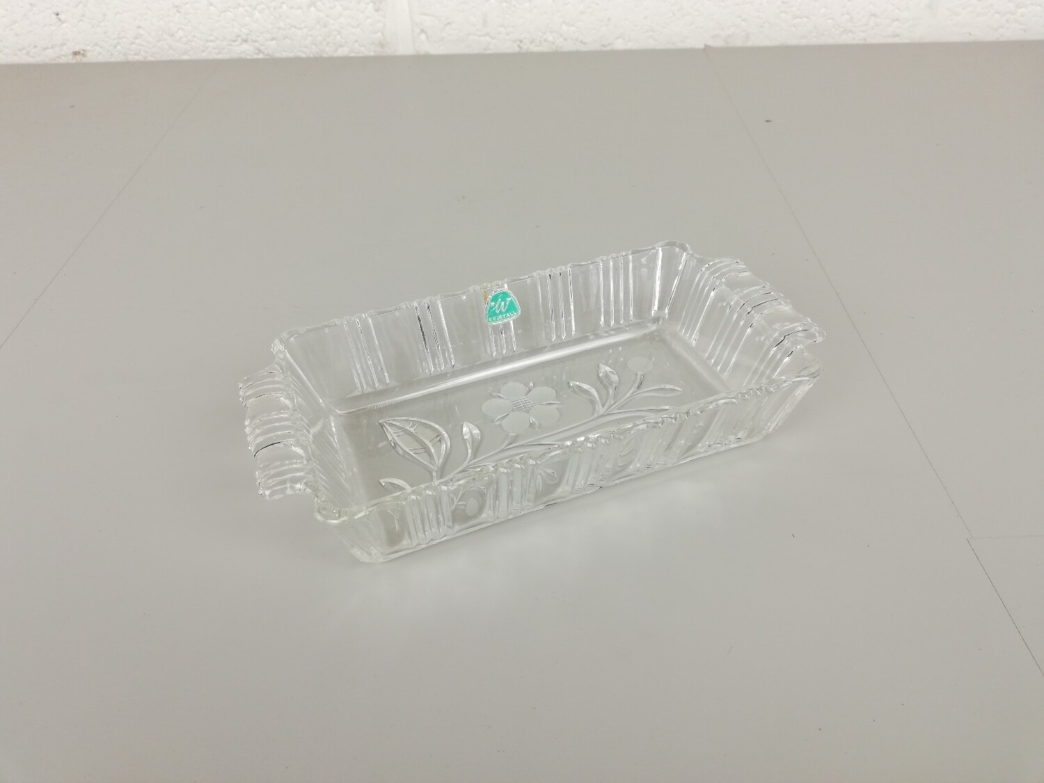 rectangular crystal dish