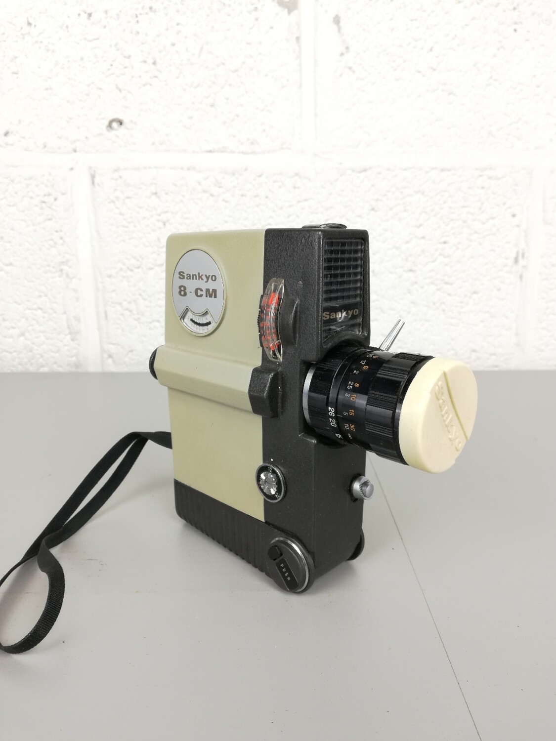 Sankyo 8-CM film camera