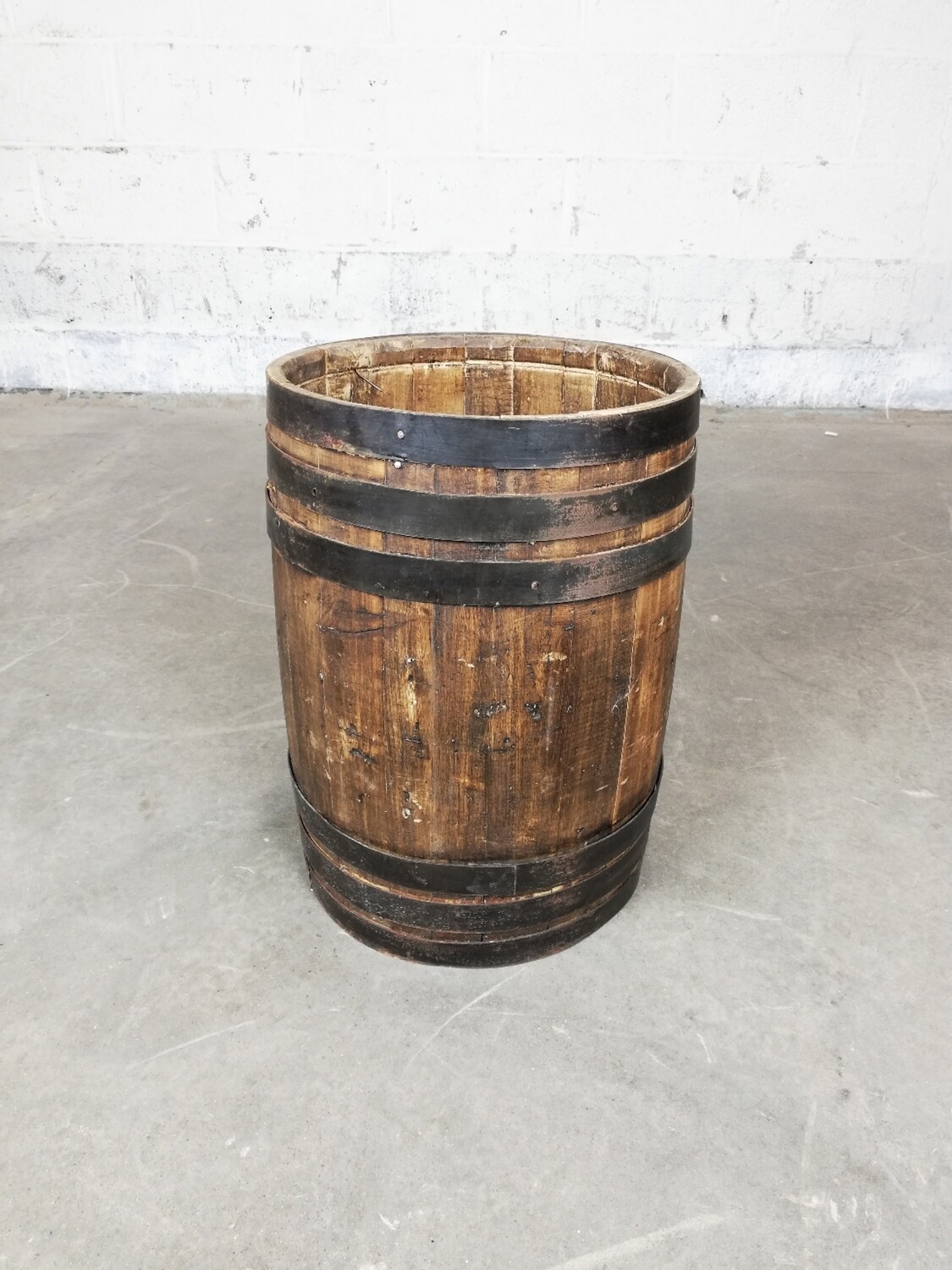 Small wooden  barrel