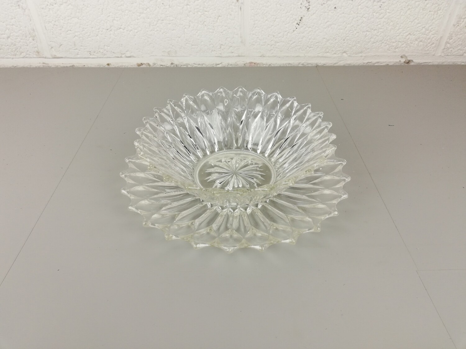 Glass bowl and dish