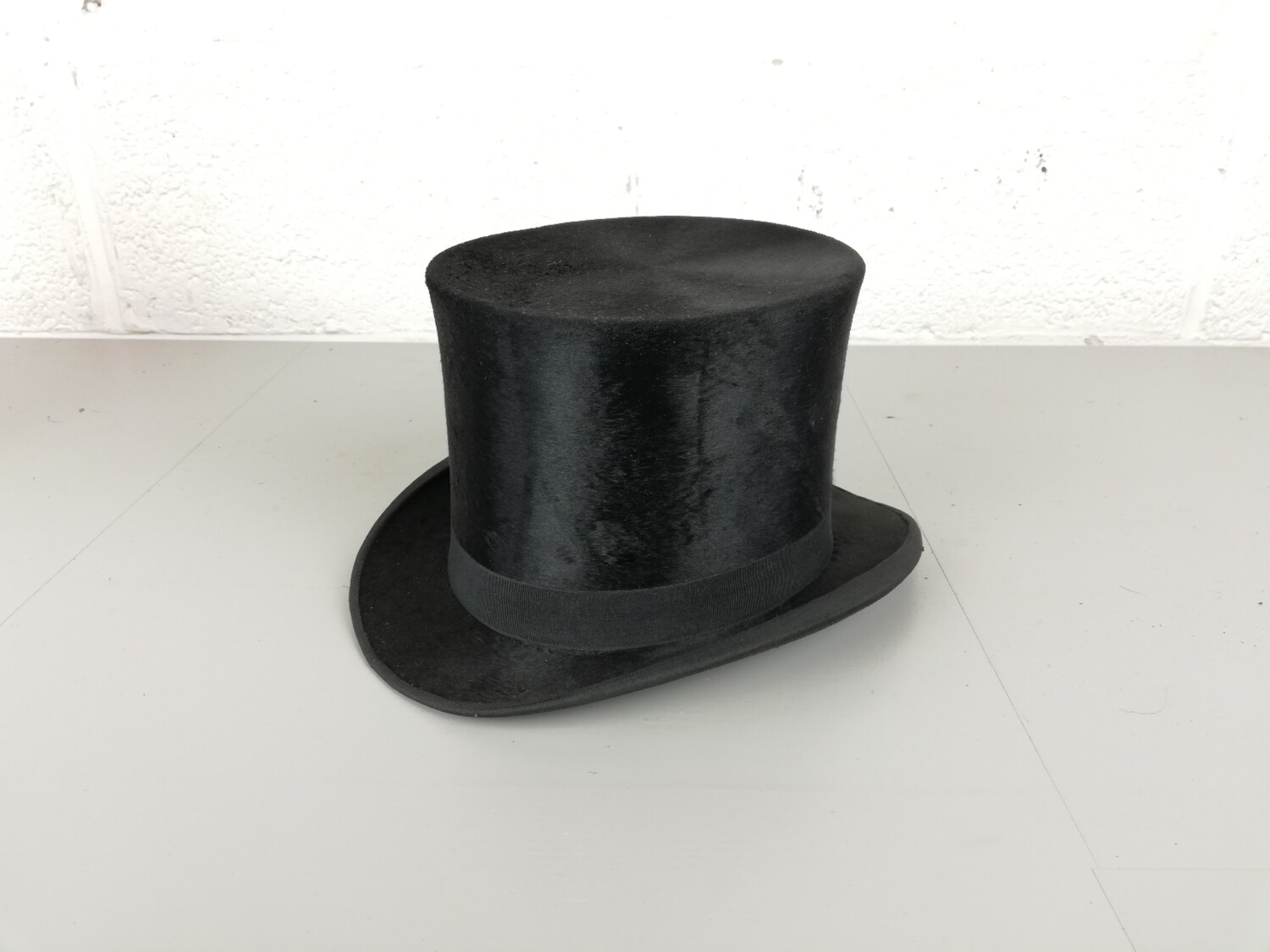 Moleskin tophat