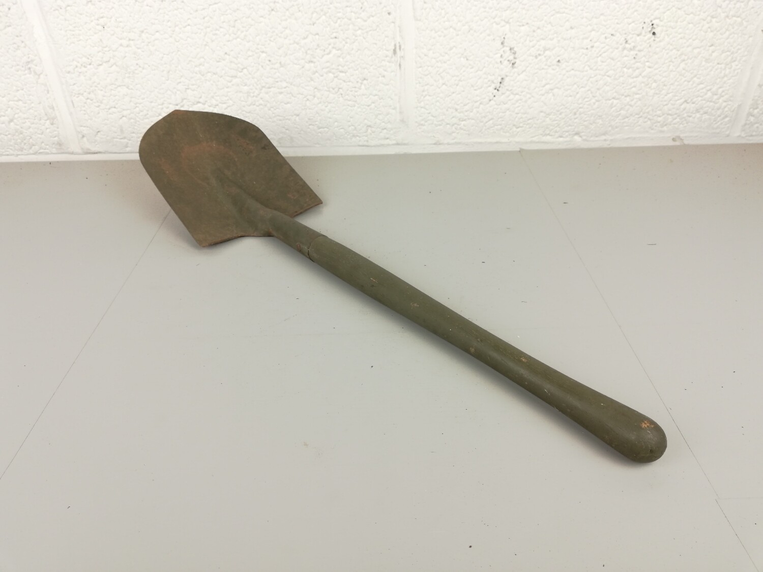 Japanese military shovel