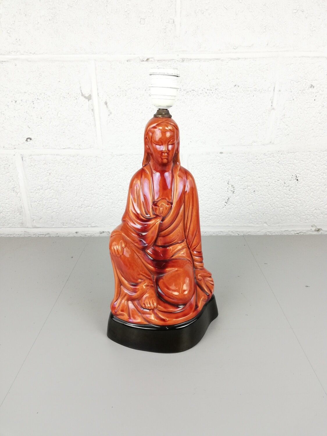 Ceramic lamp base statue