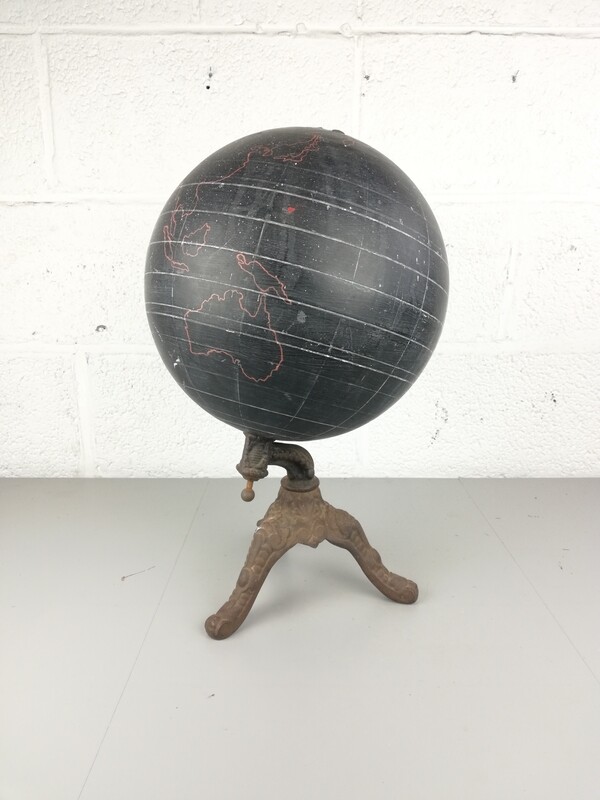 Antieke krijtbol wereldbol