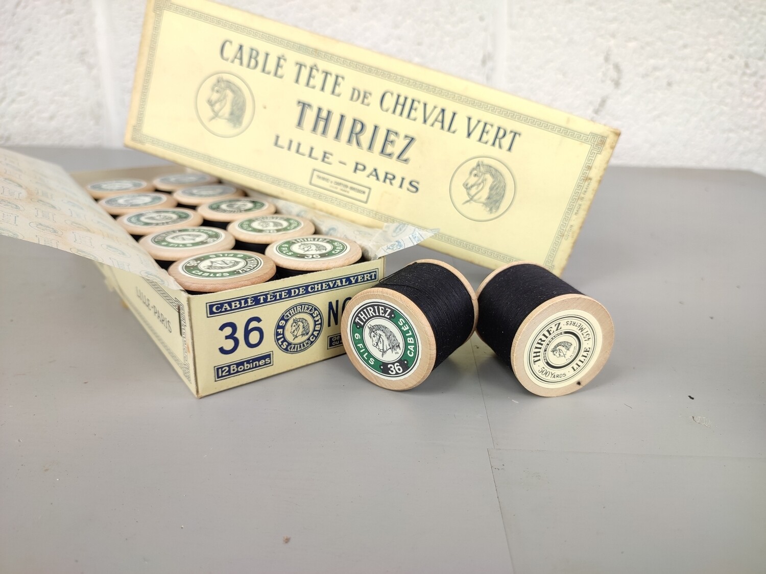 Old box Thiriez sewing thread