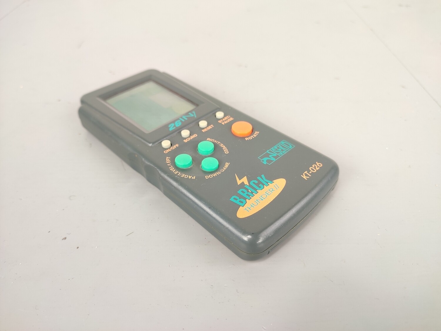 Brick thunder II console