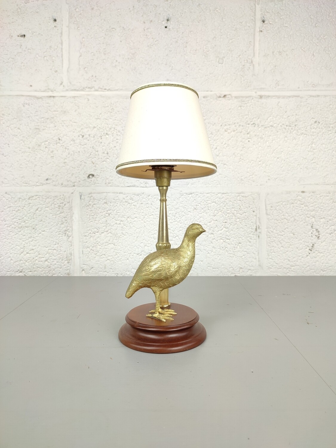 Vintage brass partridge table lamp