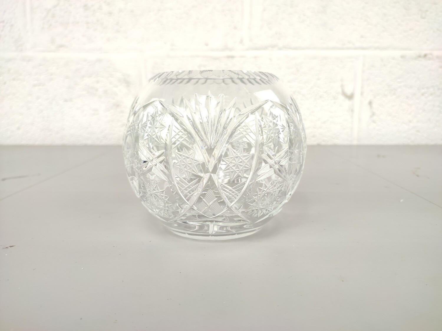 Round crystal vase
