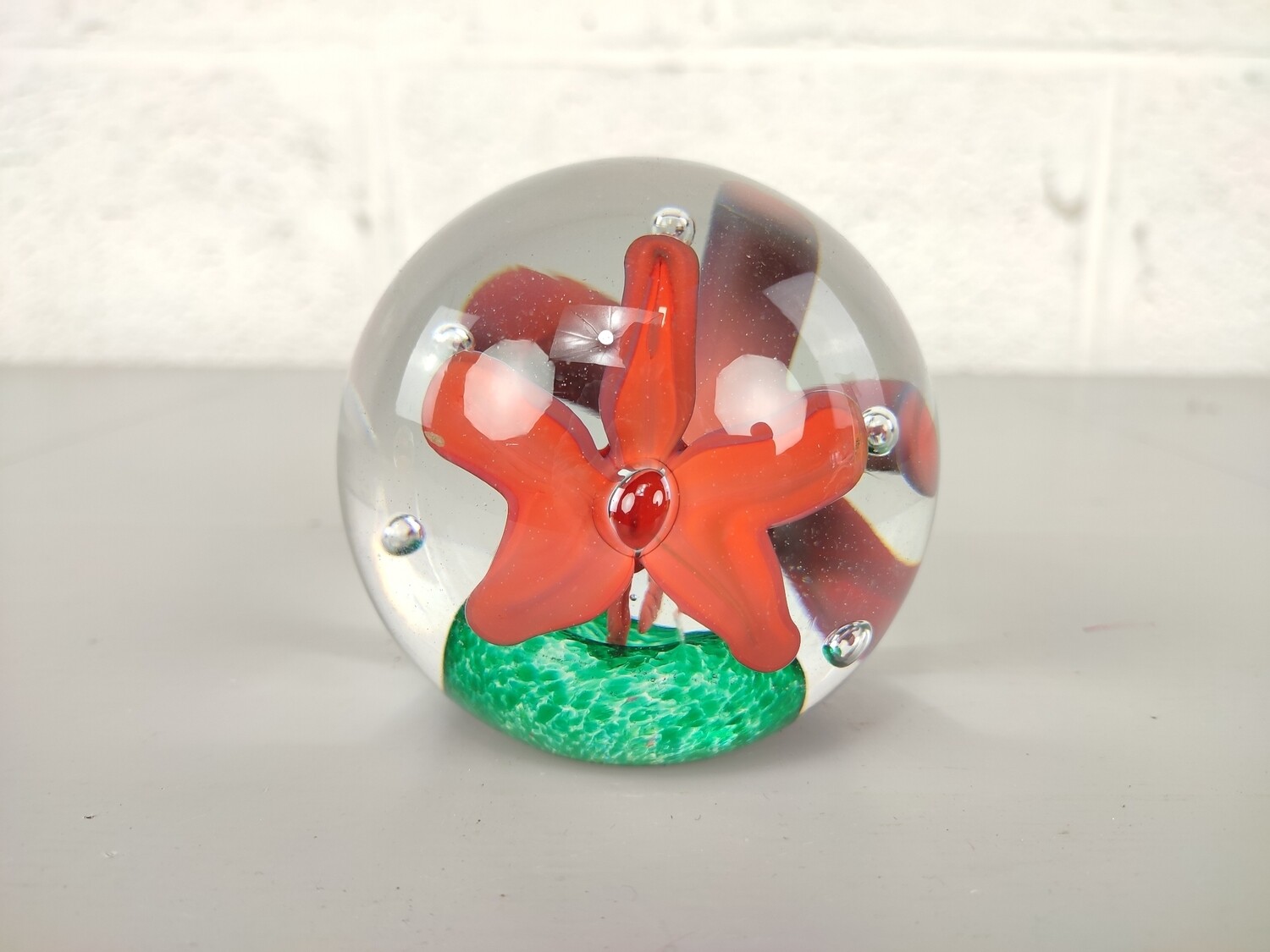 Glass paperweight