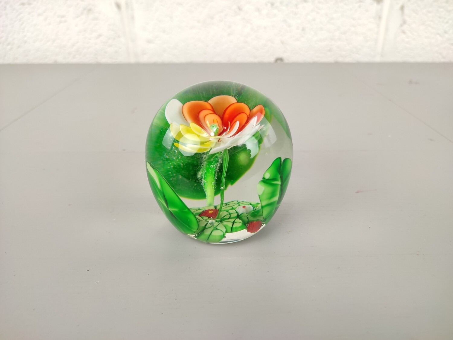 Glass paperweight