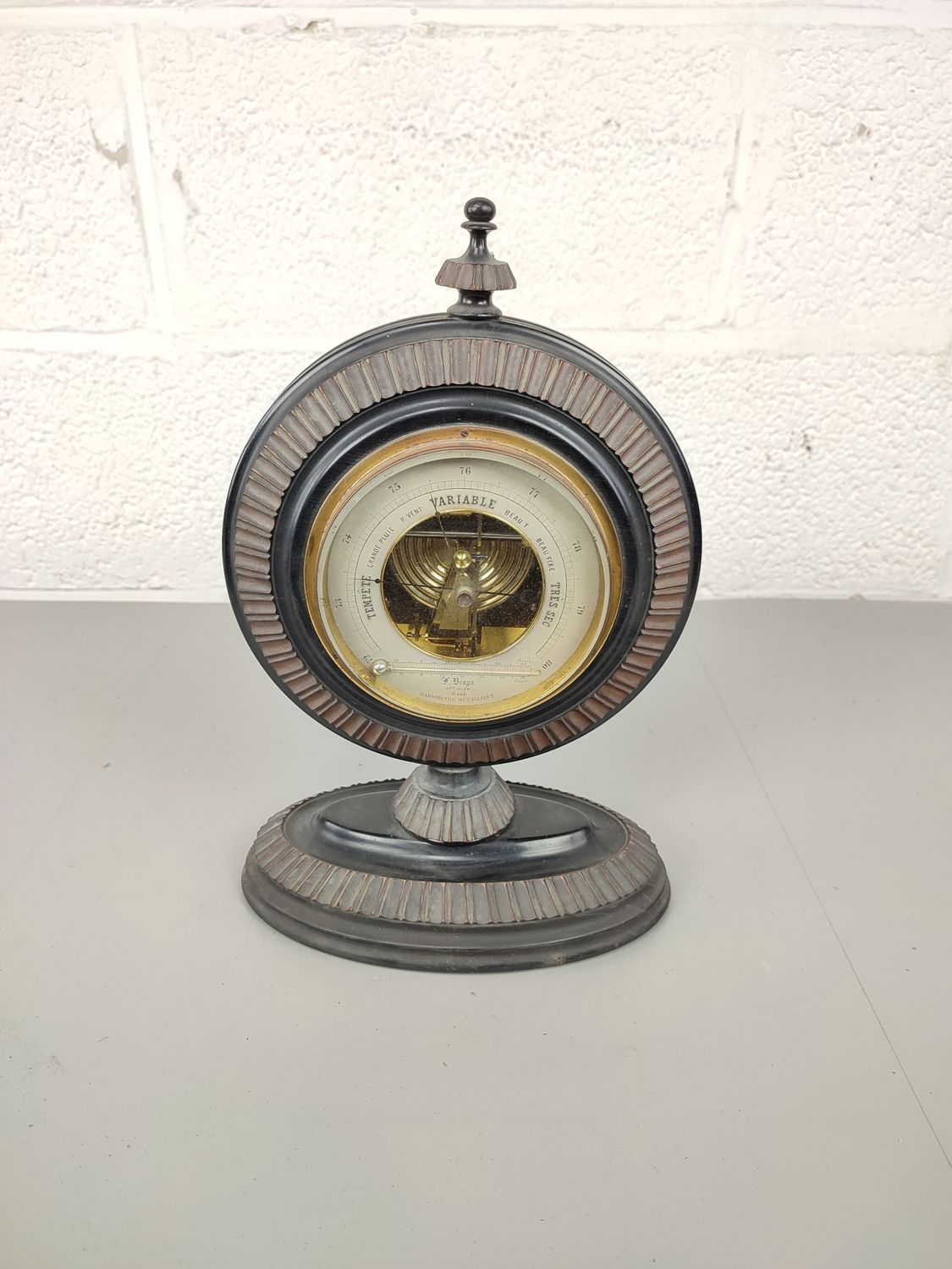 Antique barometer F. Braga