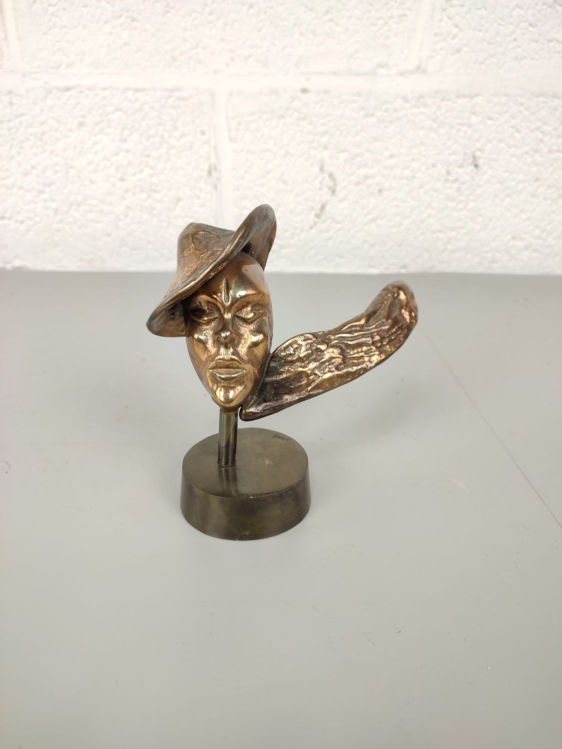 Bronze statue by Yves Lohé