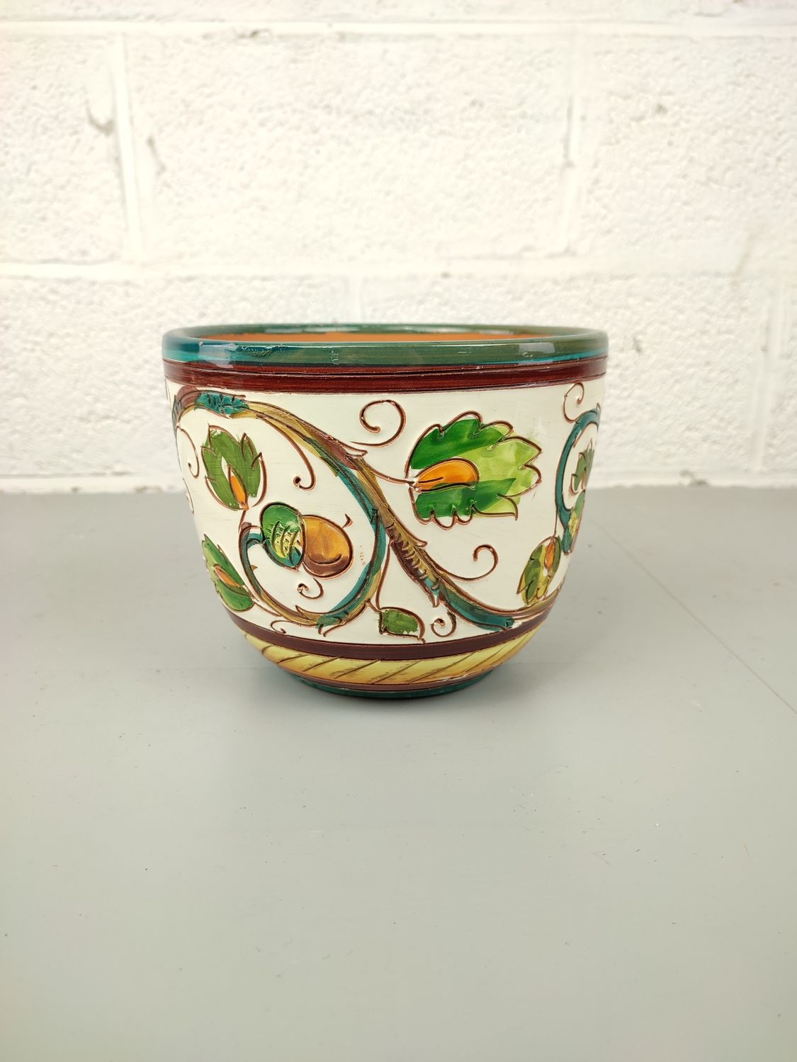 Italian Deruta flowerpot