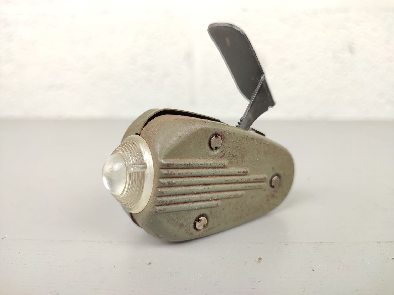 Old knijpkat flashlight ww2