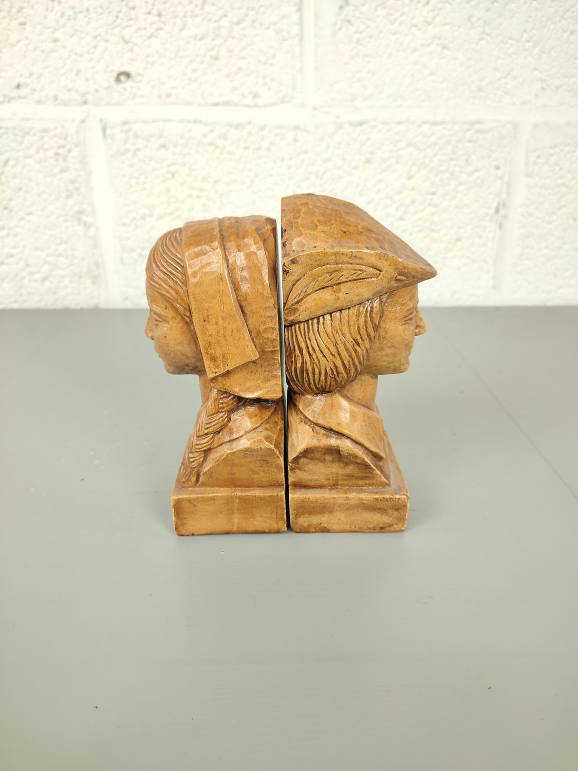 Tijl &amp; Nele Bookends