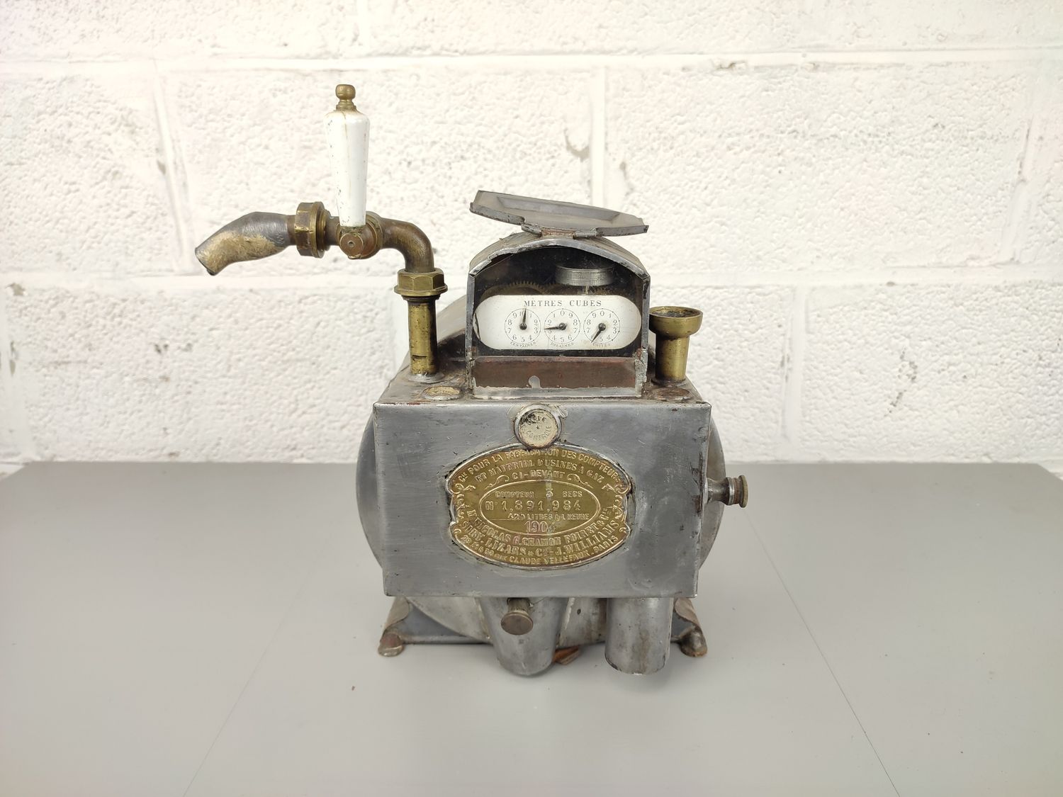 Antique French gas meter from 1904