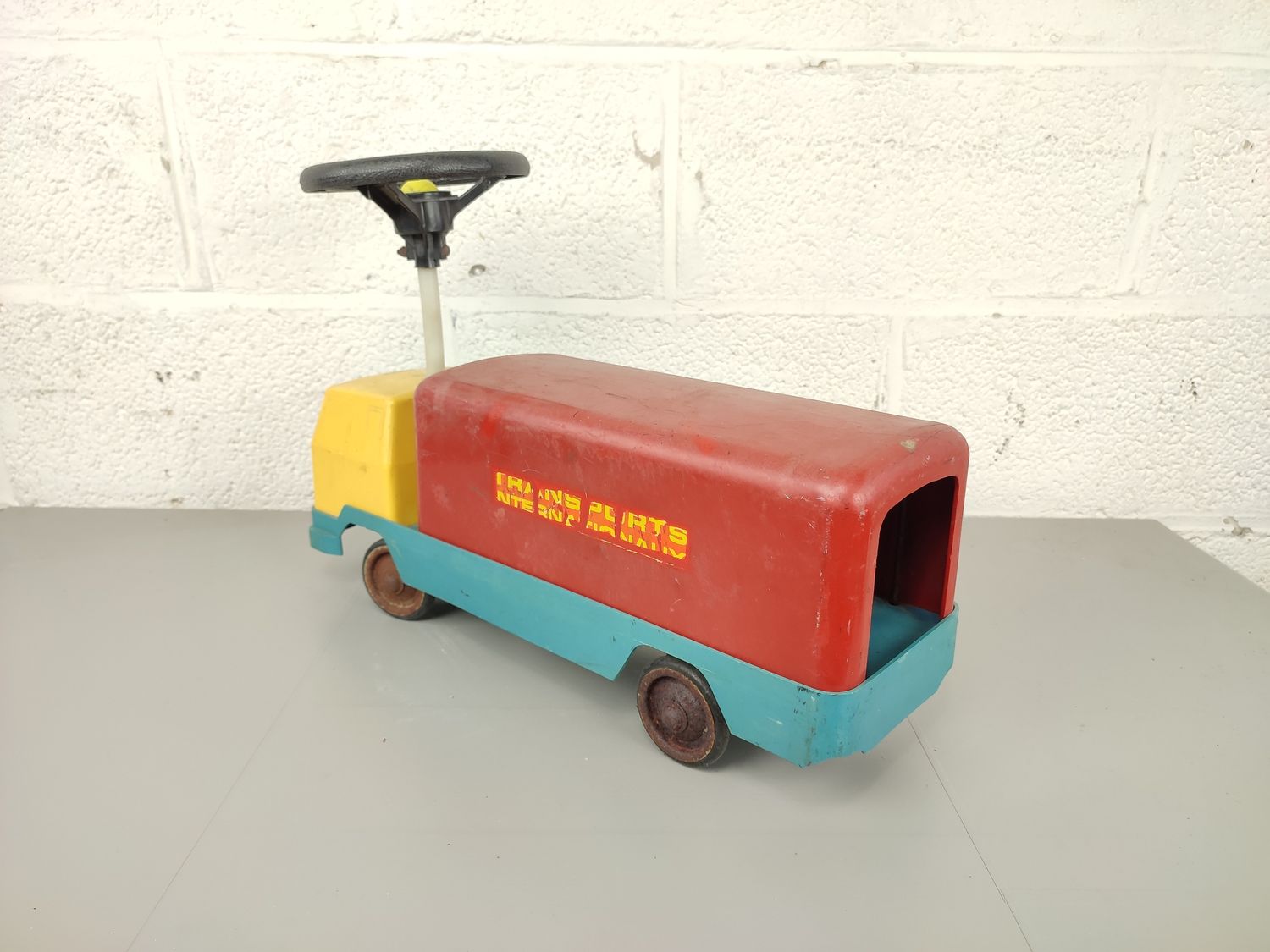 1950's kid's walker car