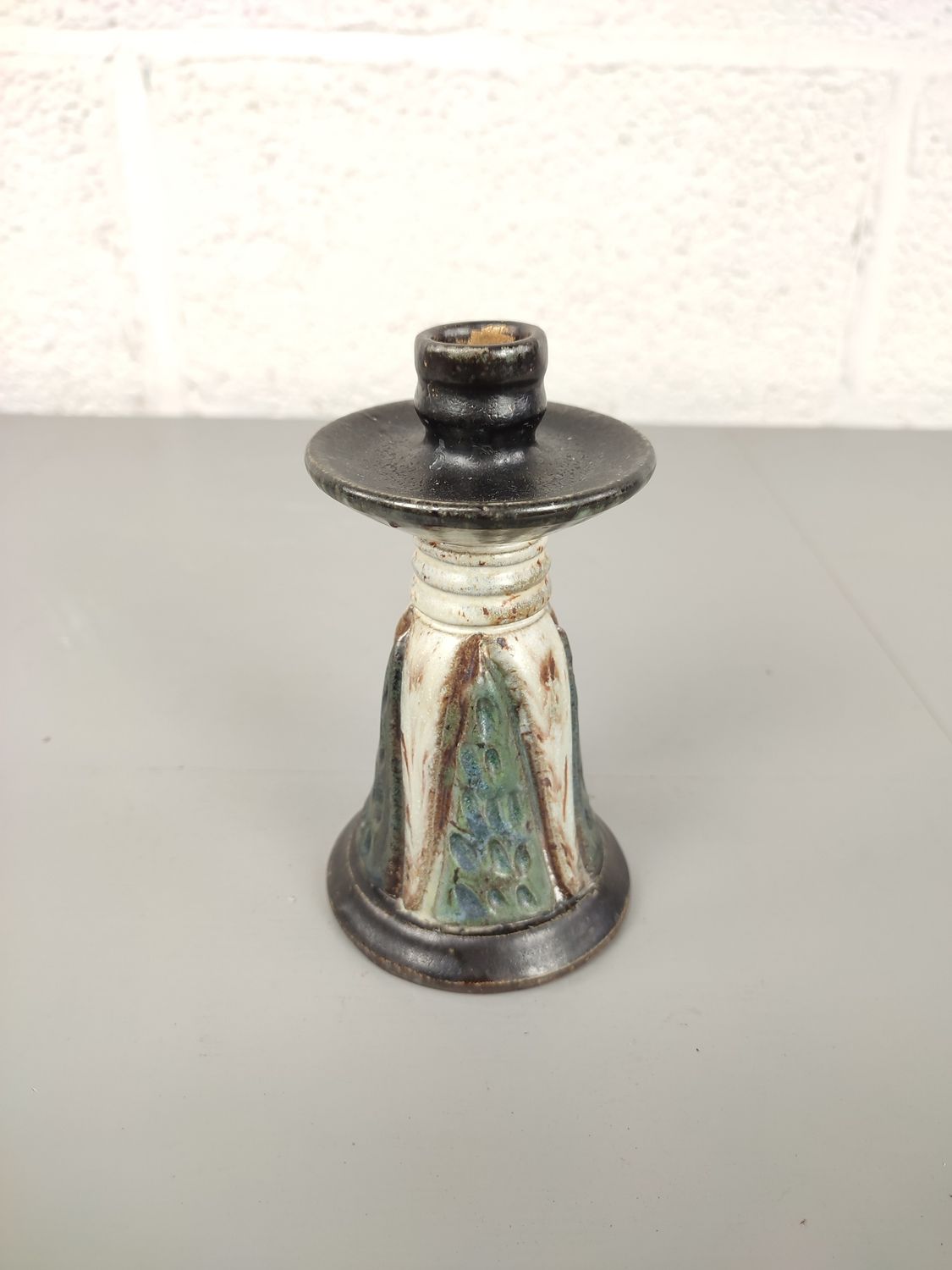 Ceramic candle holder
