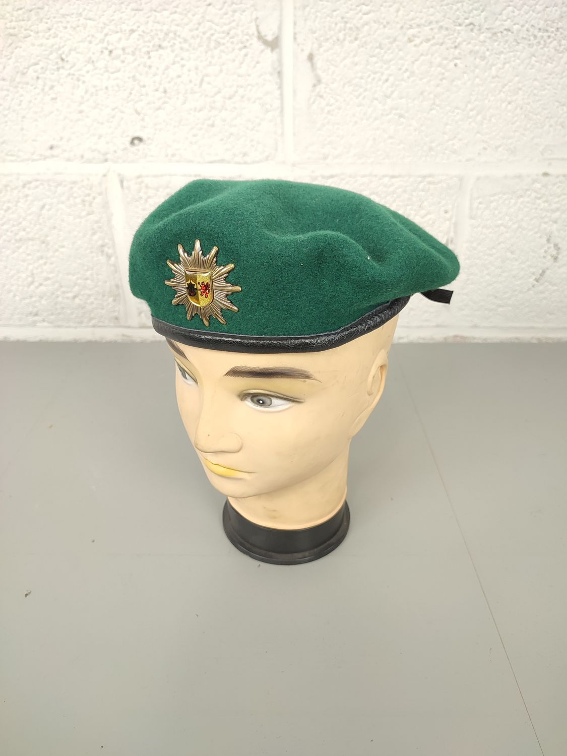 German police beret