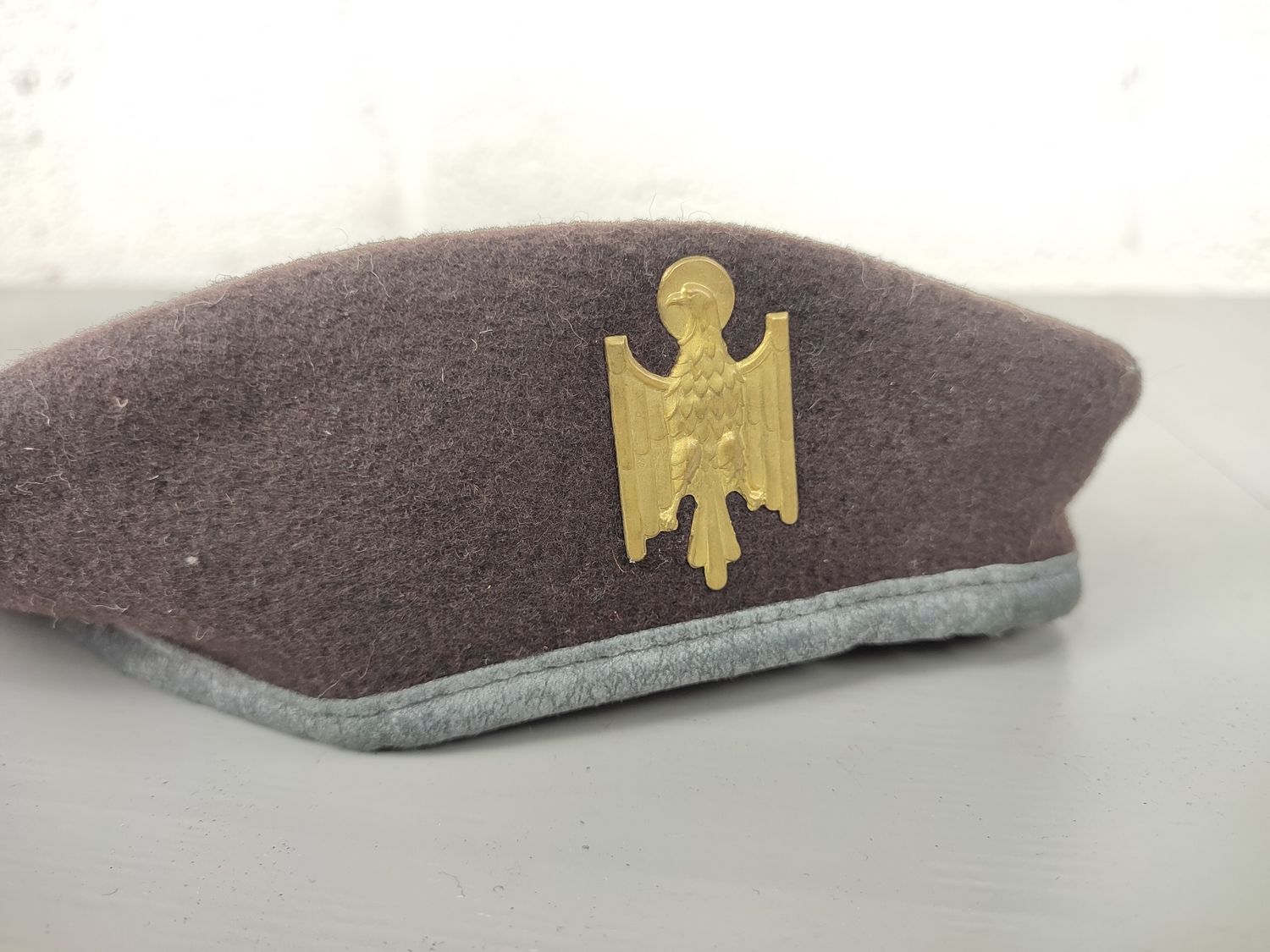 Spanish police beret