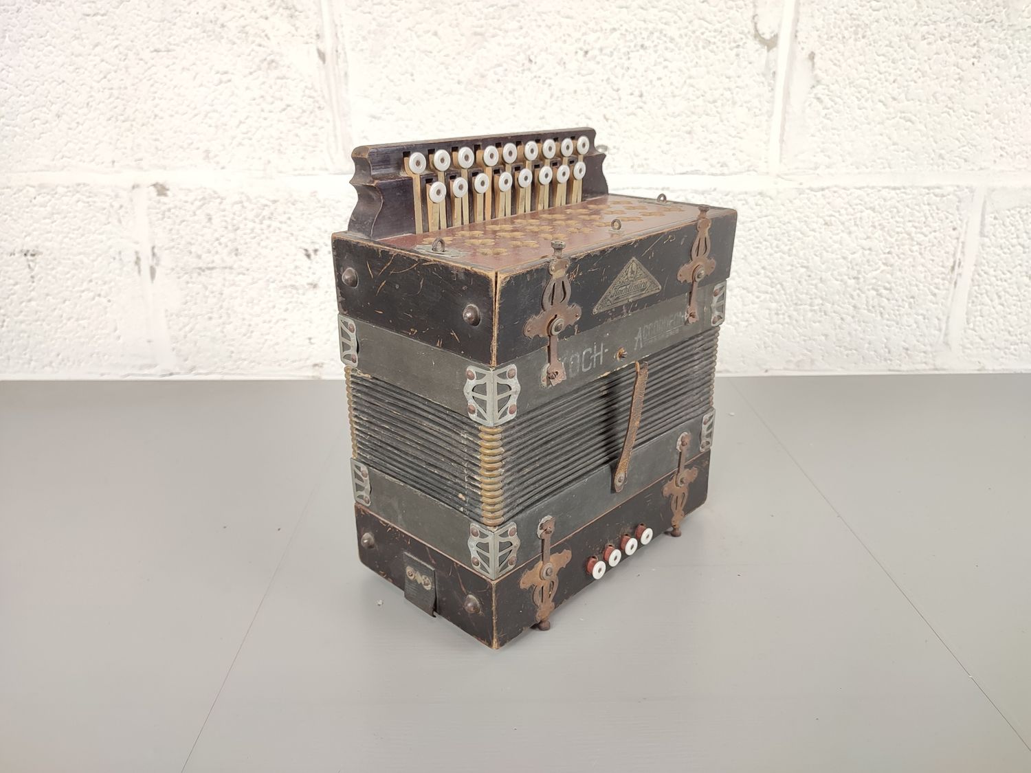 Antique wooden accordion Kochamica