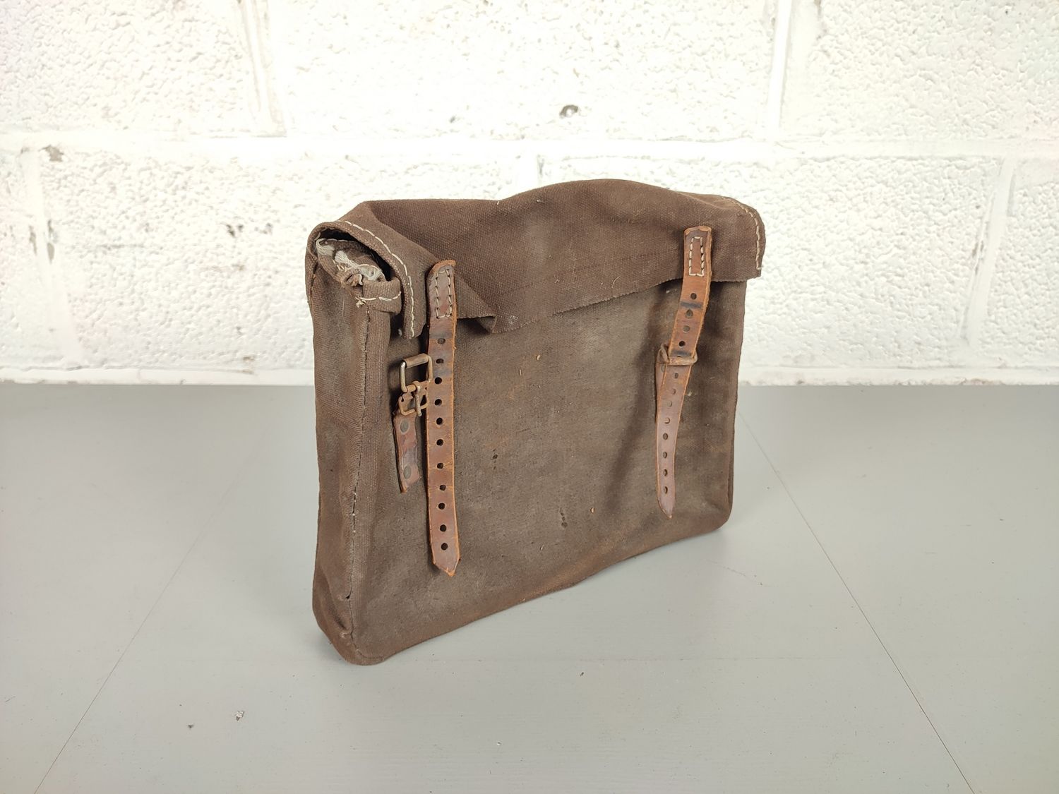 Unknown brown canvas bag