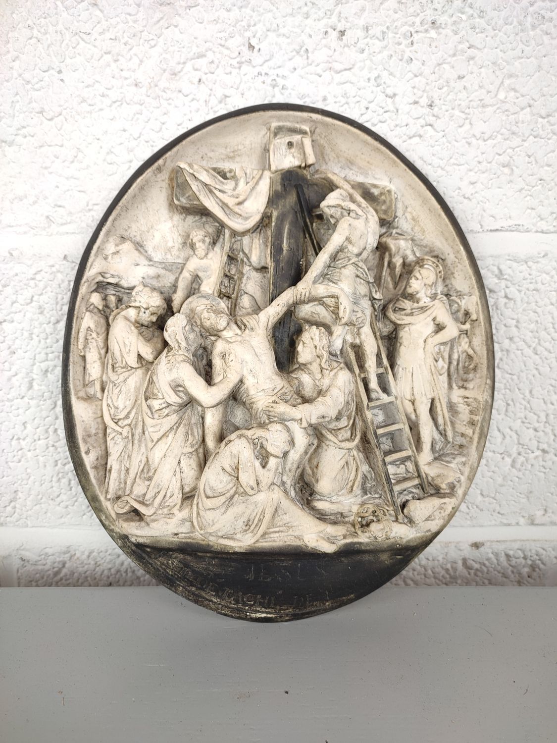 Antique wall plaque 'descent from the cross'
