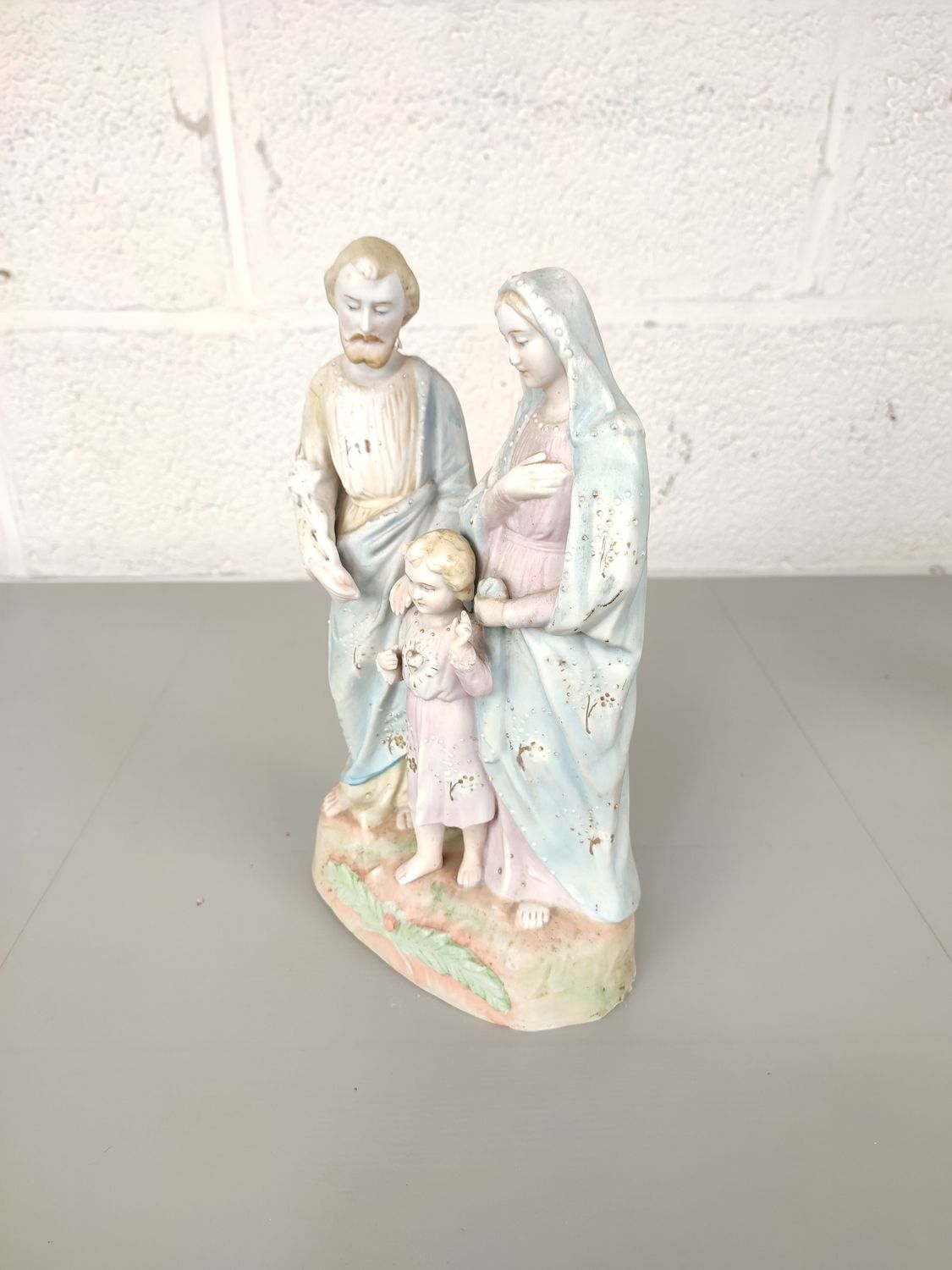 Biscuit statue of the holy family