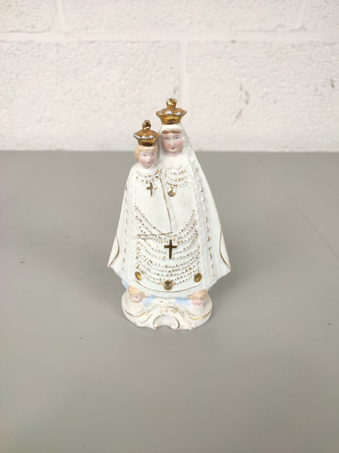 Biscuit figurine of Mary with child