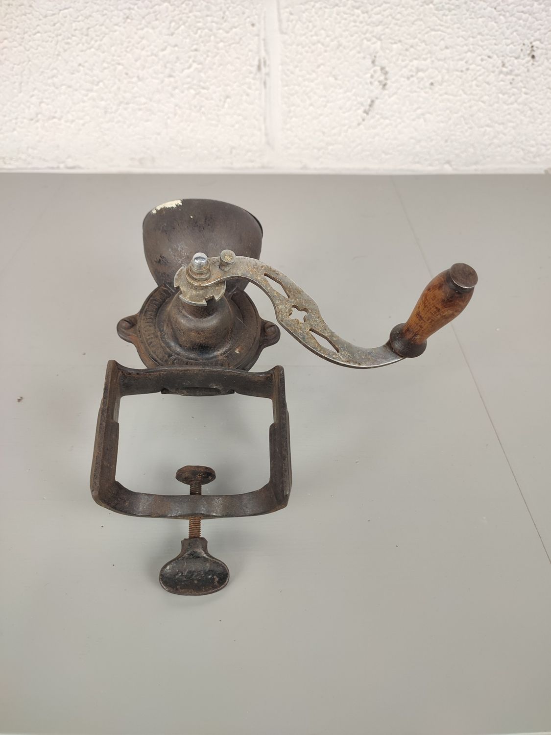 Umafo table coffee grinder