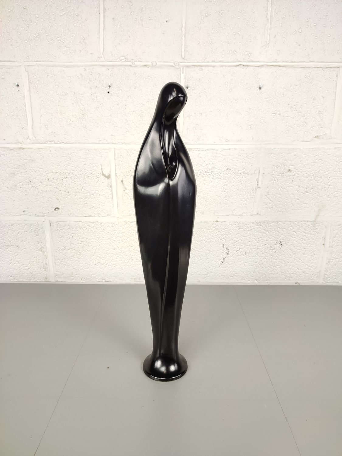 Large porcelain statue of Mary by Villeroy &amp; Boch