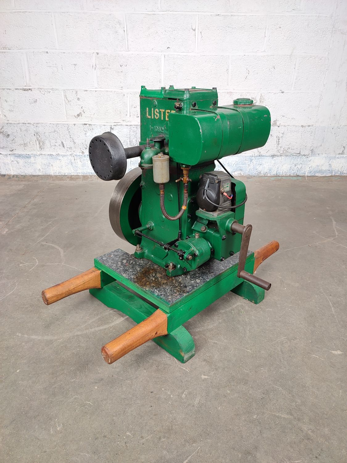 Lister D stationary motor