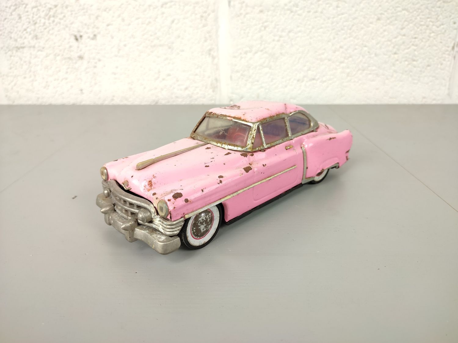 Chinese tin car MF330