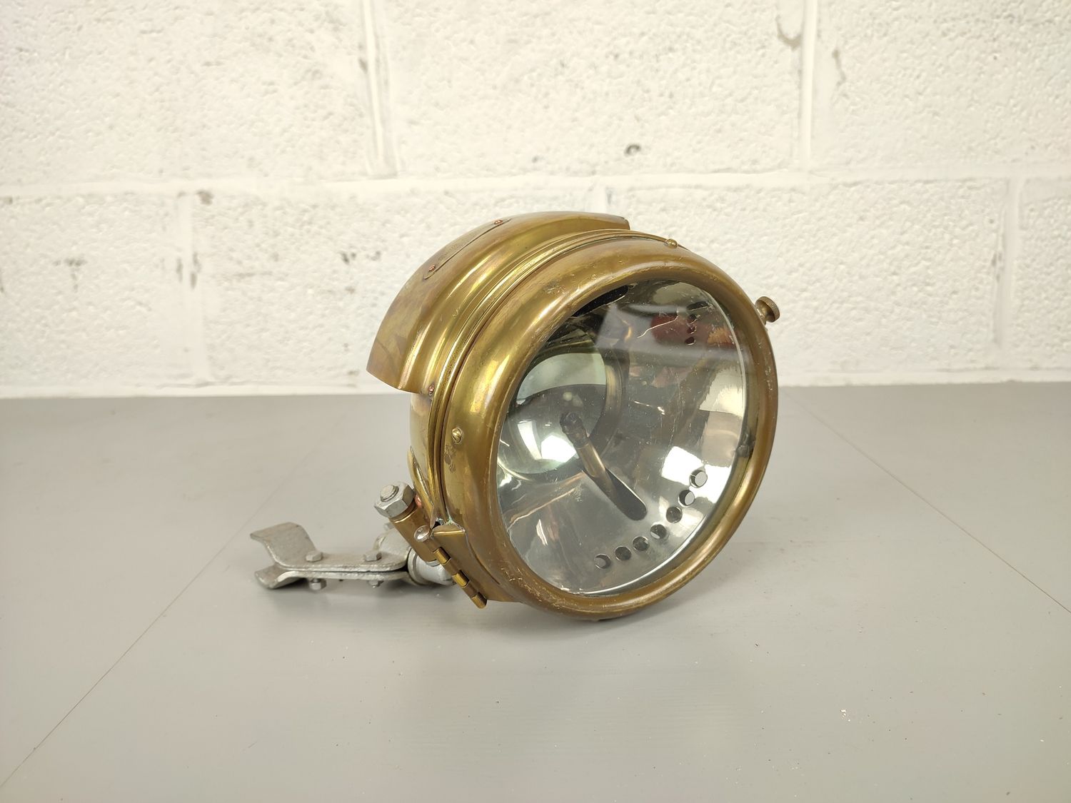 Old l'Oeil de secours headlamp