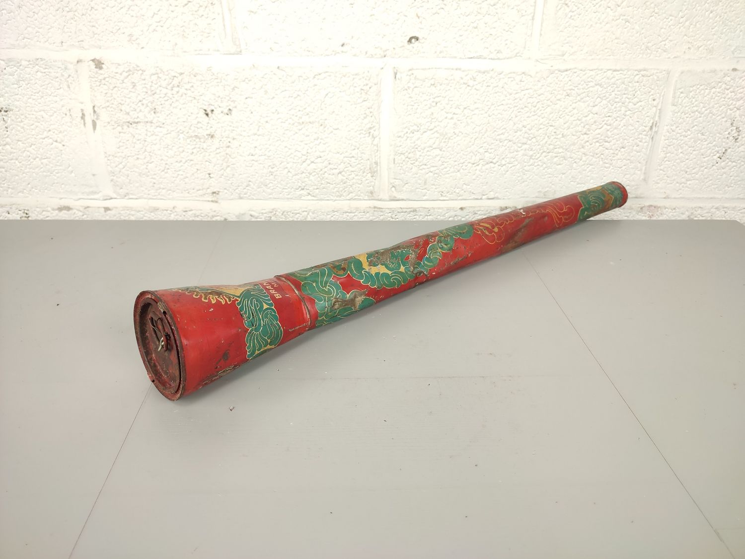 Antique rectus fire extinguisher