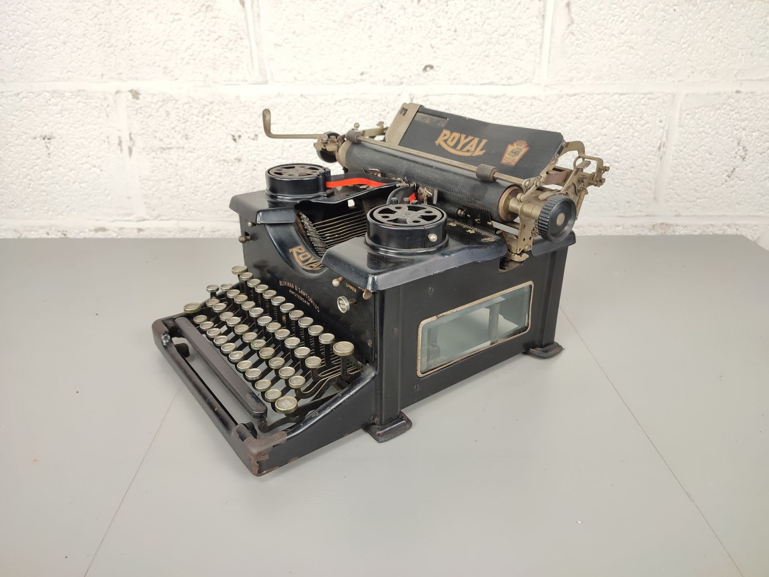 Royal model 10 typewriter