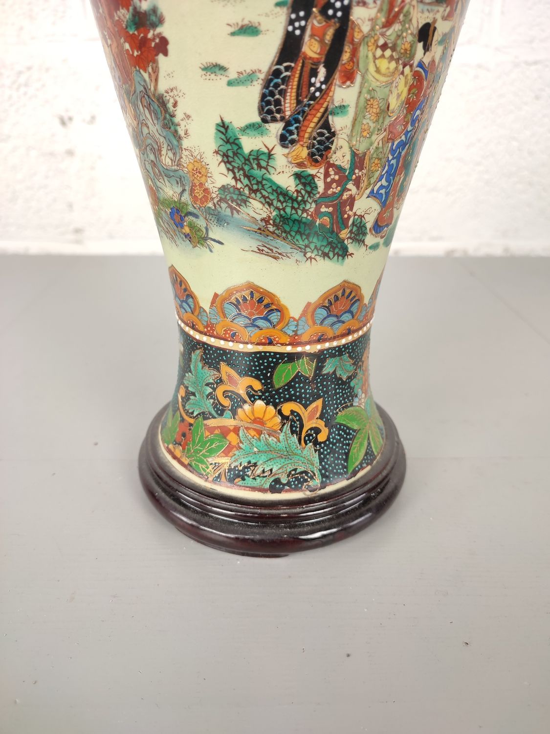 Vintage Chinese lamp base