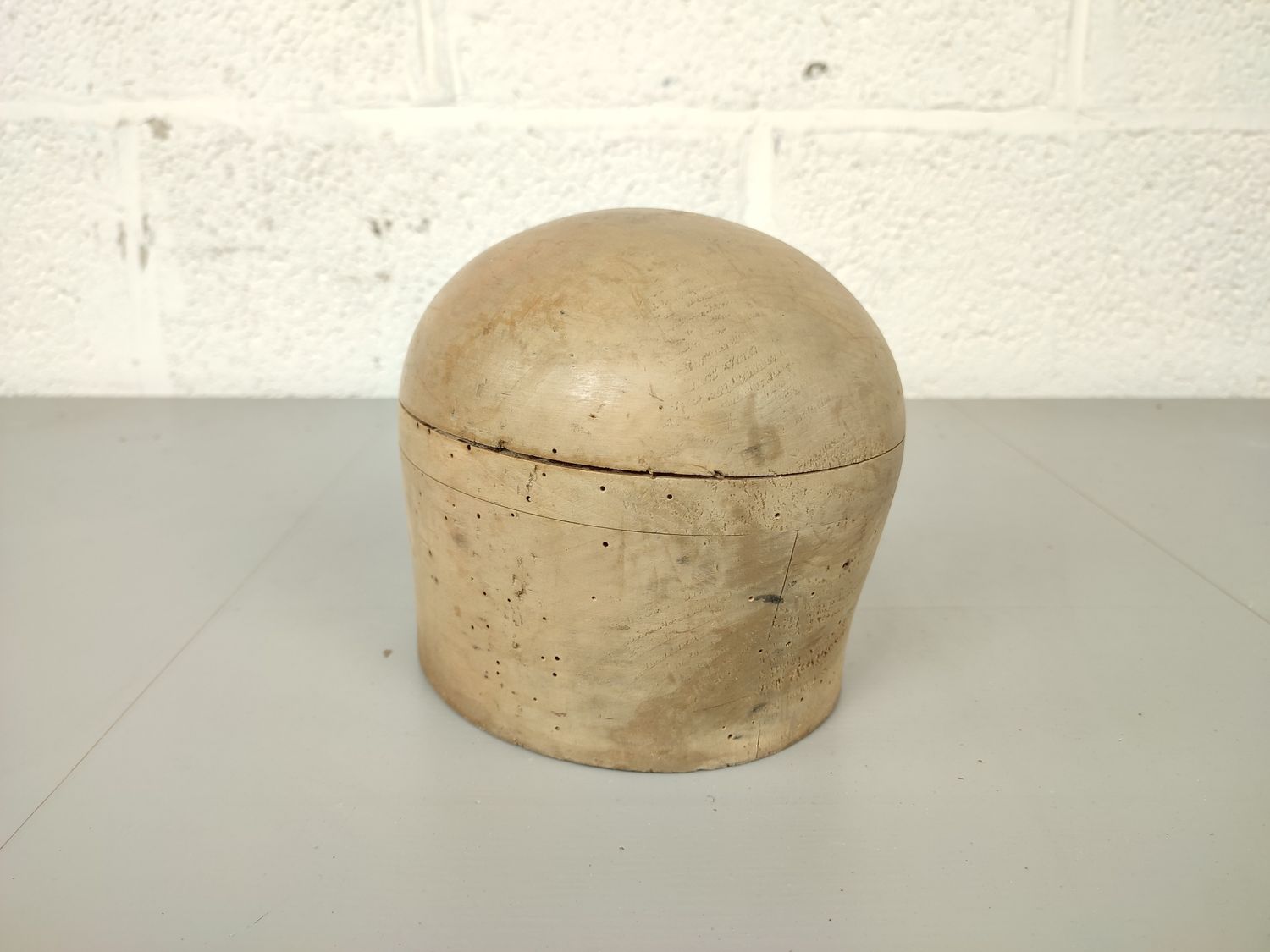Old wooden hat mold size 53
