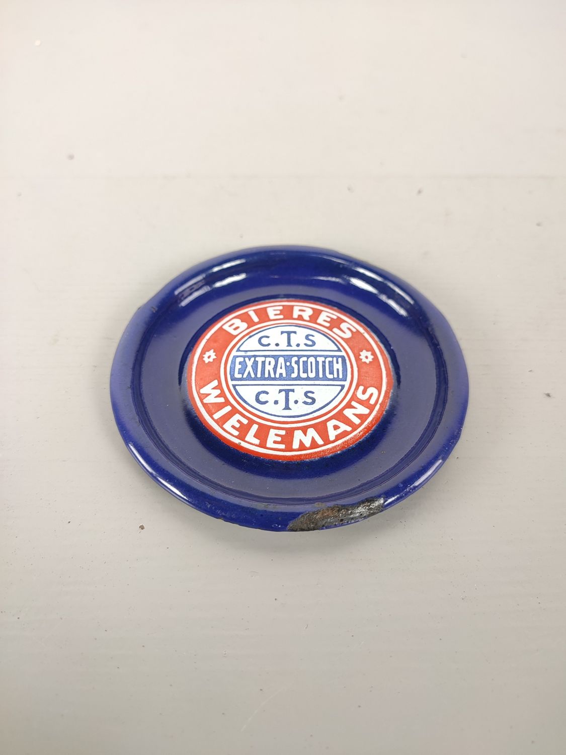 Old enamel coaster Wielemans