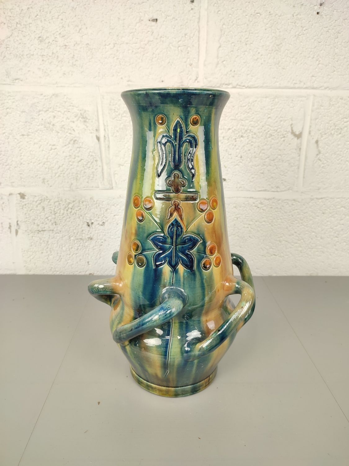 Vase in Flemish earthenware 44cm